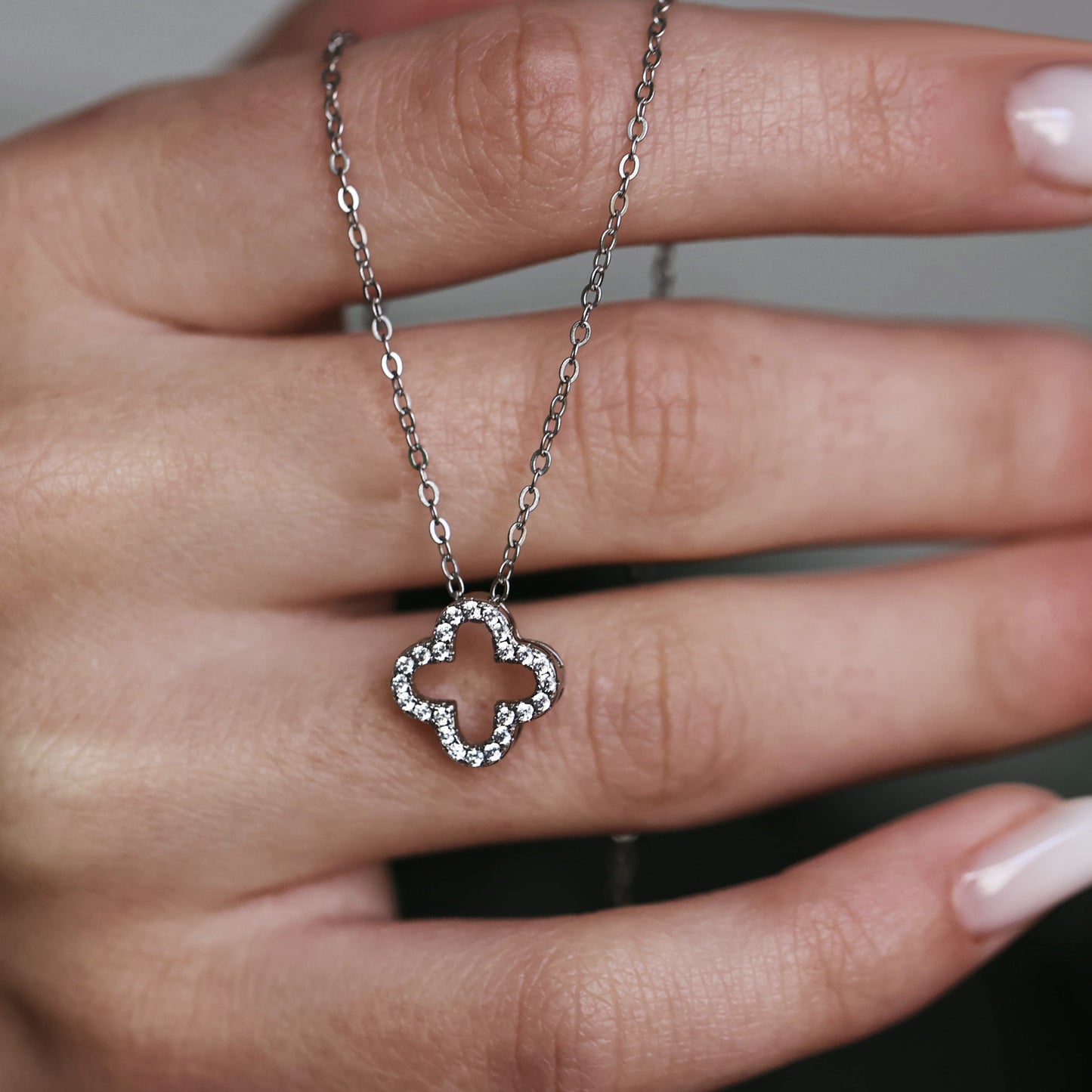 Cadou pentru Fină ❤ Lănțișor din argint Floare, cu mesaj, ramă 3 culori